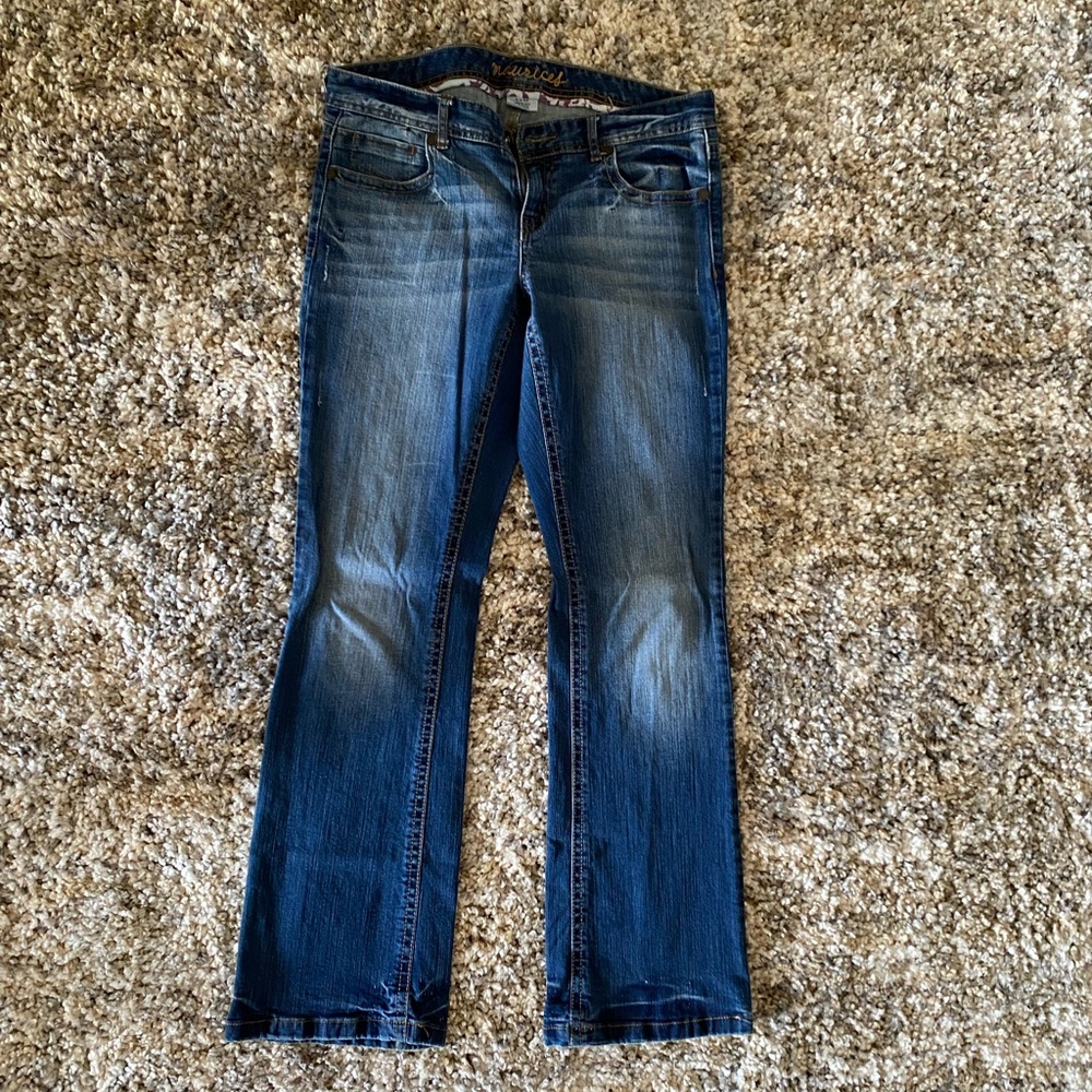 Women’s blue jeans